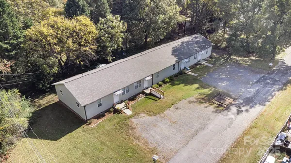 $540,000 | 2081 North Whisnant Avenue, Newton, NC 28658