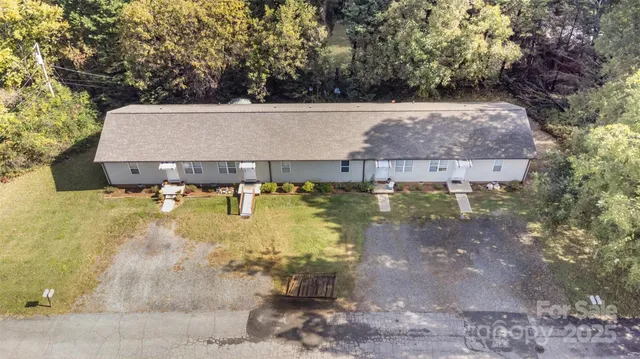 $569,000 | 2075 North Whisnant Avenue, Newton, NC 28658