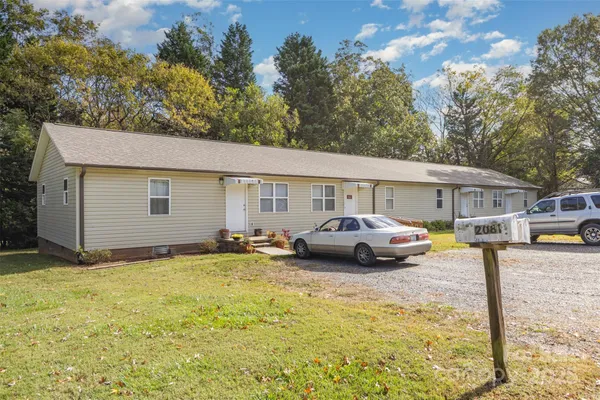 $540,000 | 2081 North Whisnant Avenue, Newton, NC 28658