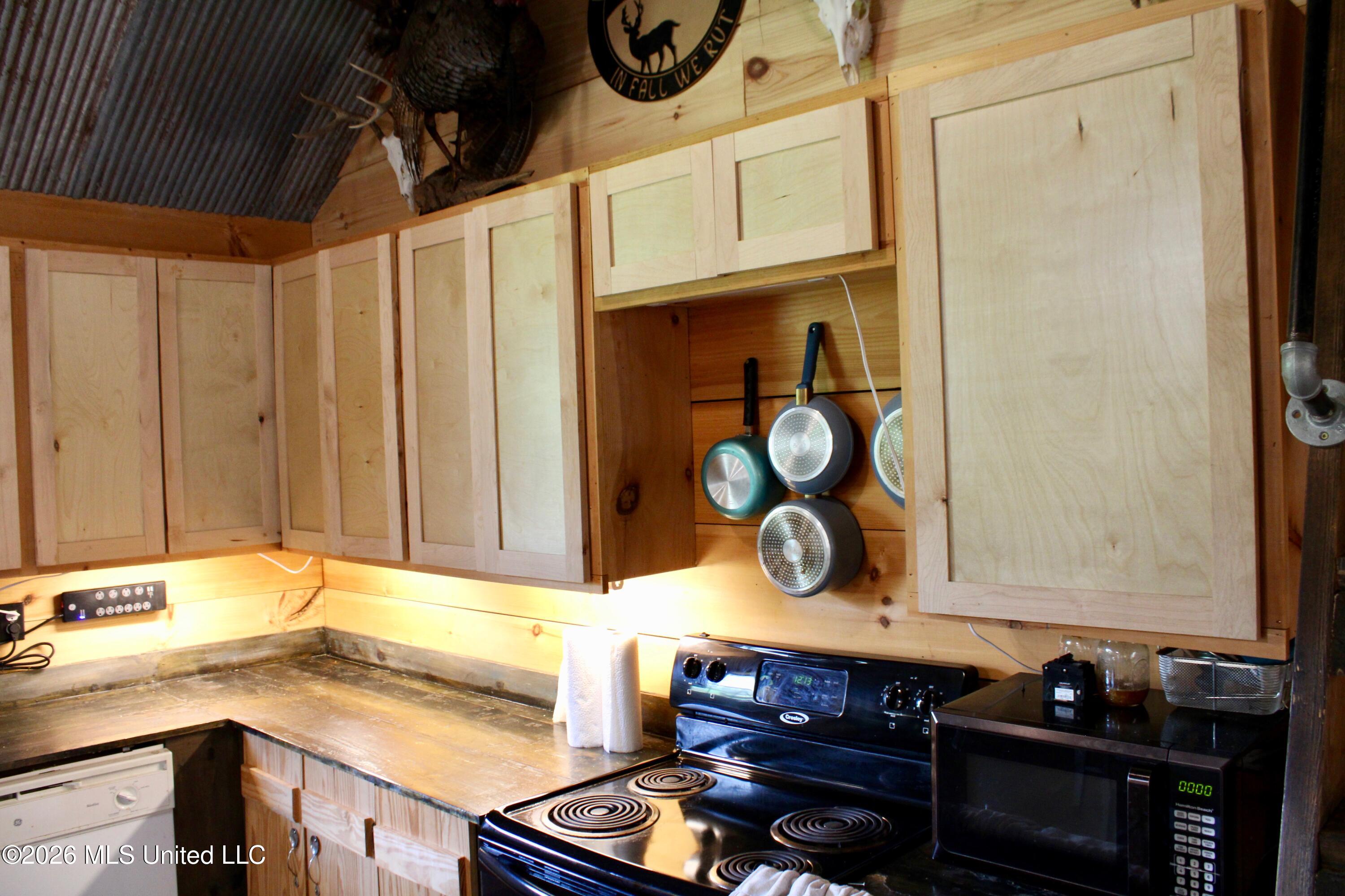 835 Fowler Road Lexington, MS 39095 - Photo 13 of 19 IMG_4233