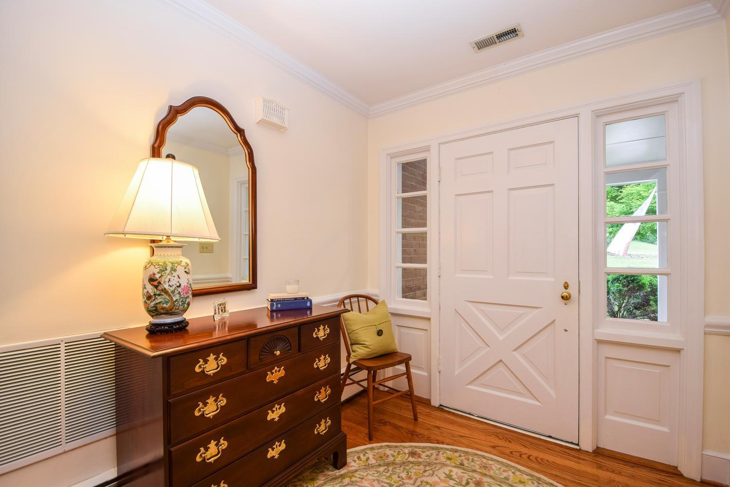 4015 Winding Way Road Southwest Roanoke, VA 24018 - Photo 4 of 33 3A