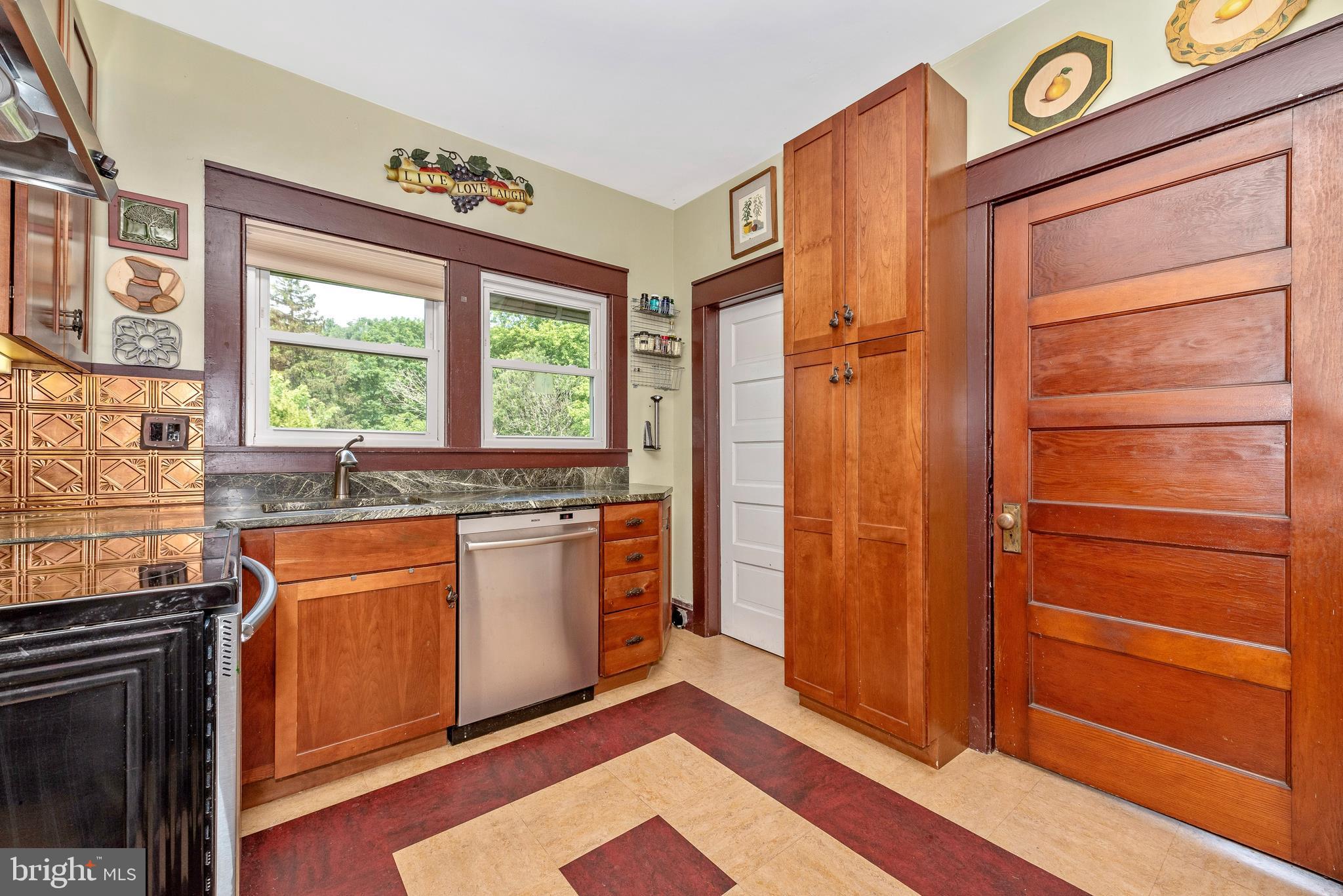 3718 Kanawha Avenue Point of Rocks, MD 21777 - Photo 16 of 48