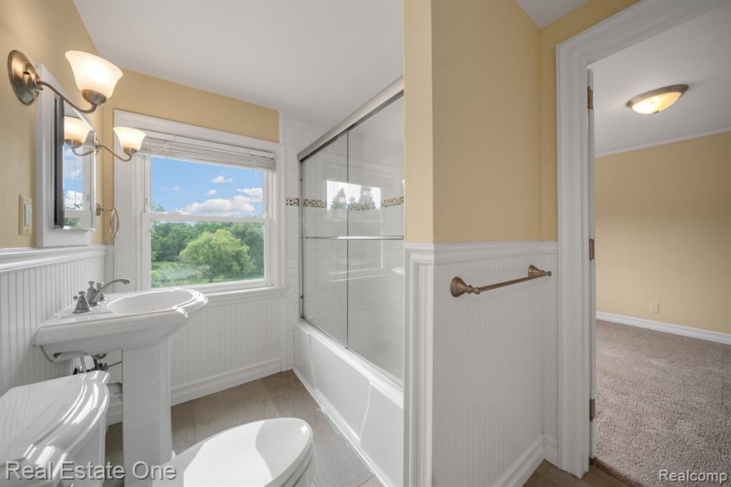 30600 Lahser Road Beverly Hills, MI 48025 - Photo 47 of 59