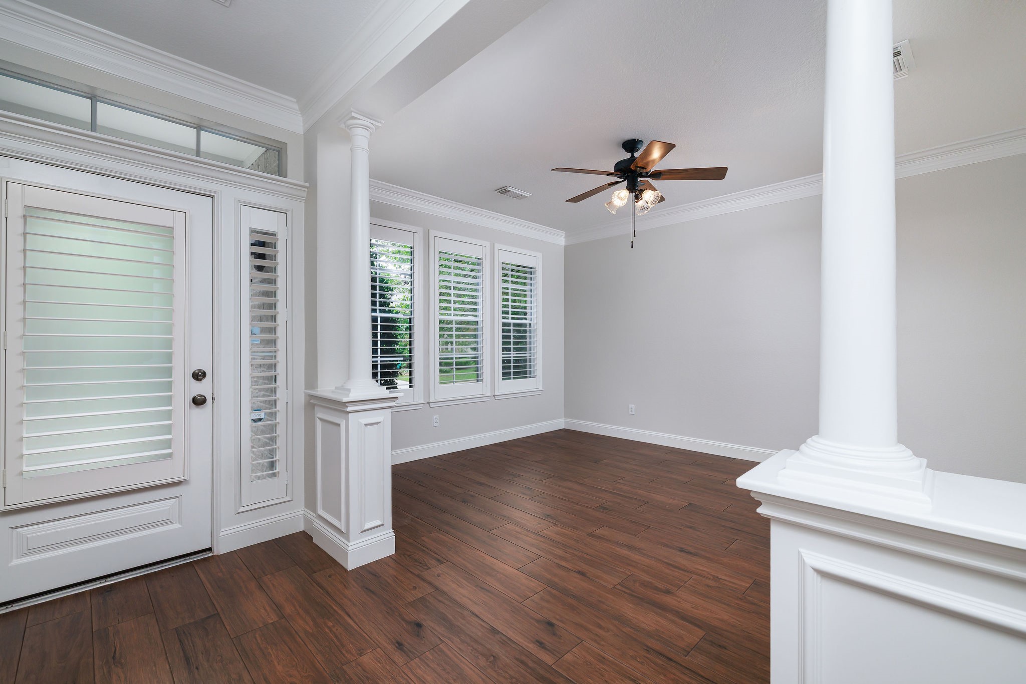 18 Doeskin Place Spring, TX 77382 - Photo 2 of 50