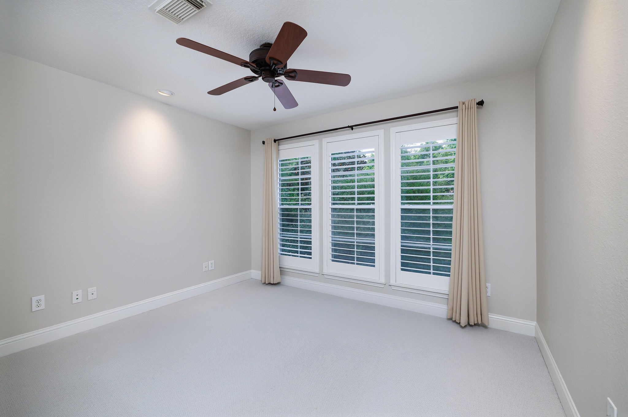 18 Doeskin Place Spring, TX 77382 - Photo 34 of 50