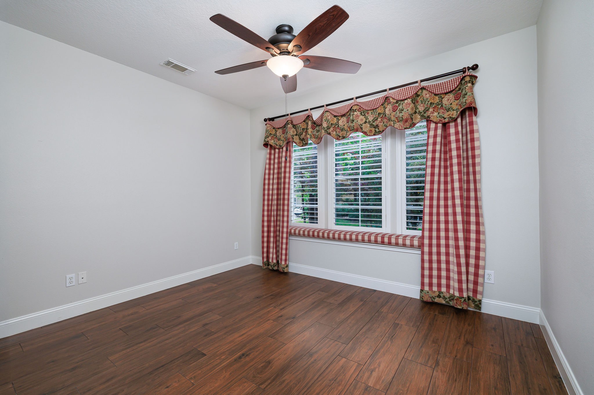 18 Doeskin Place Spring, TX 77382 - Photo 37 of 50