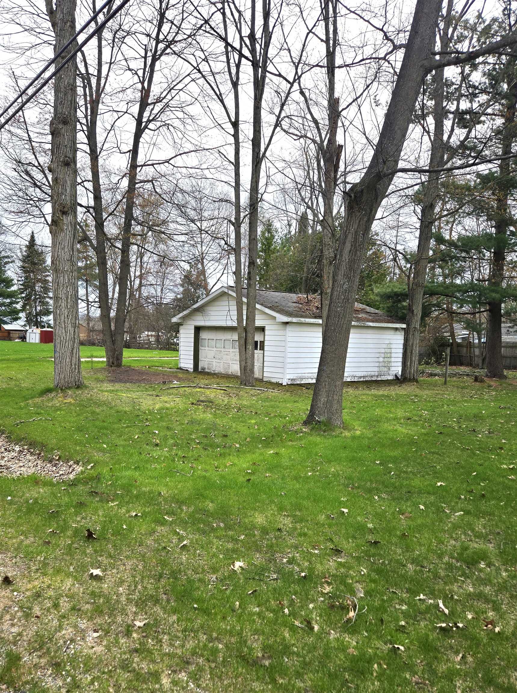 4110 Bayview Road Beaverton, MI 48612 - Photo 10 of 10
