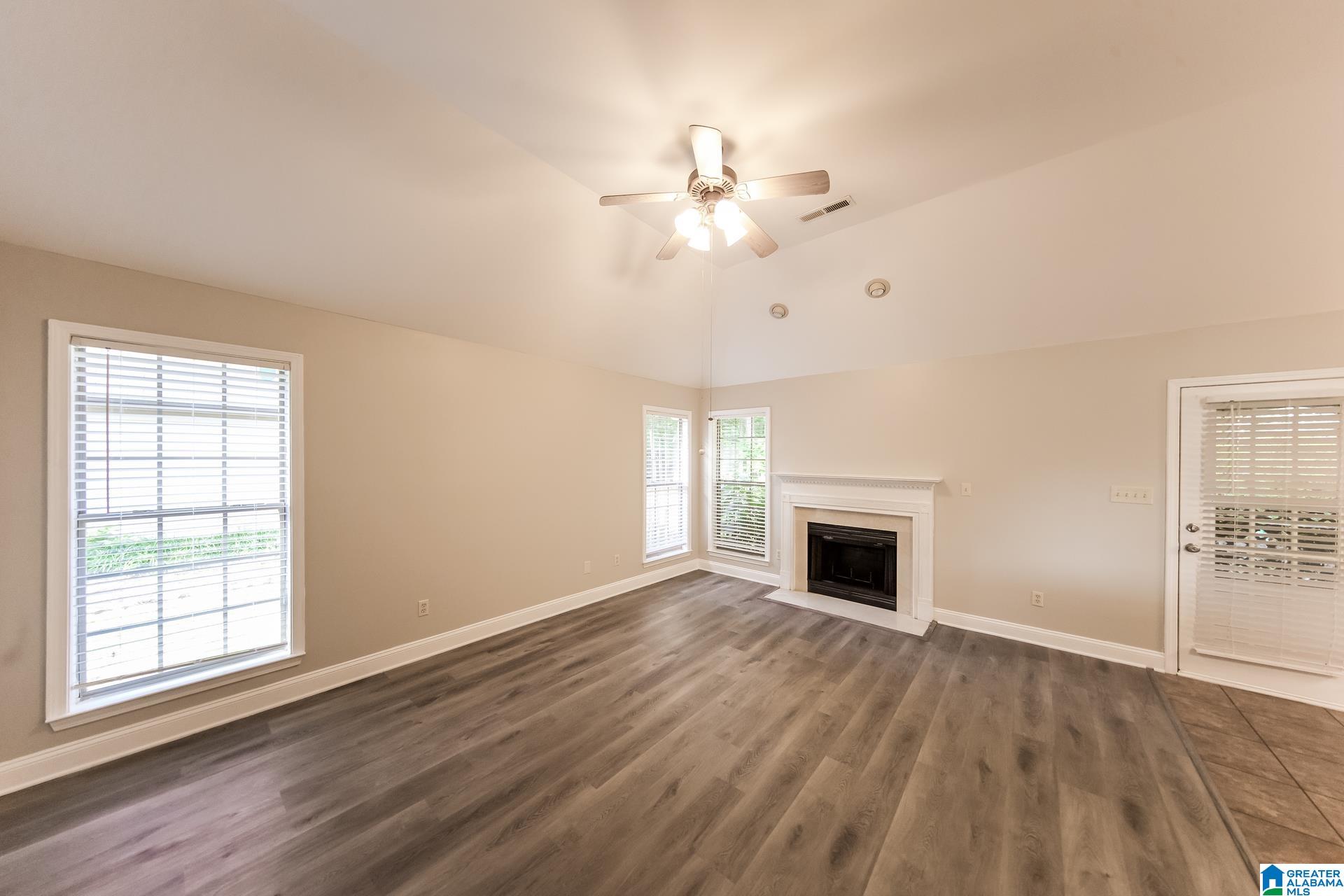 5440 Virginia Way Bessemer, AL 35022 - Photo 4 of 16