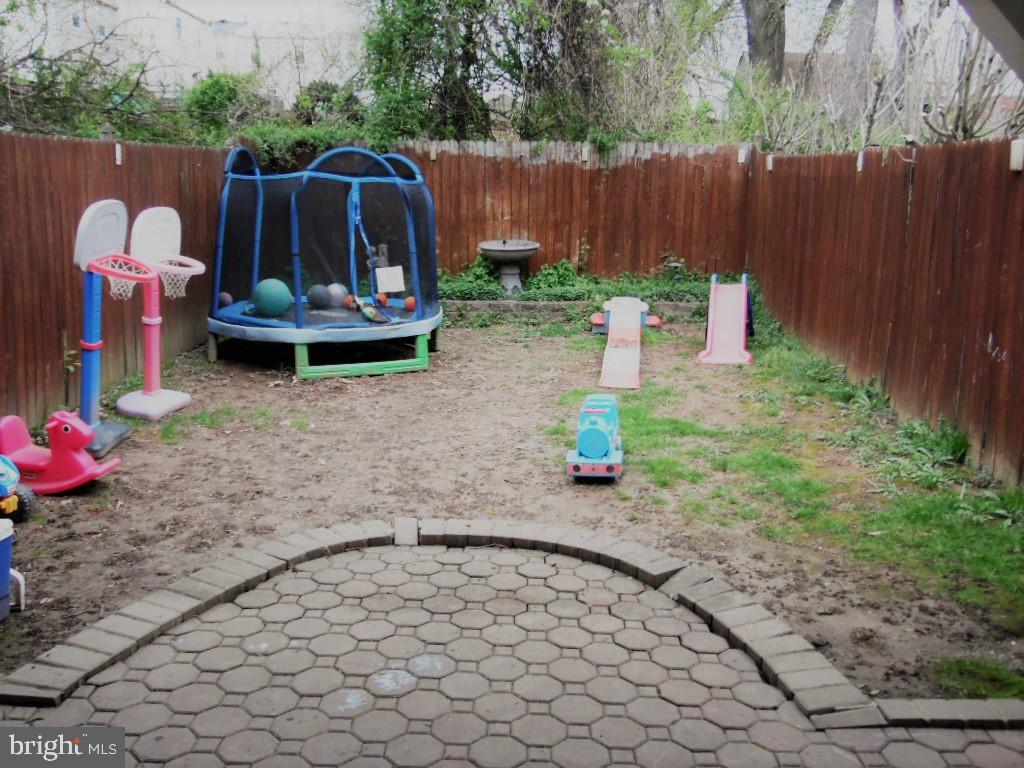 10222 East Keswick Road Philadelphia, PA 19114 - Photo 42 of 43