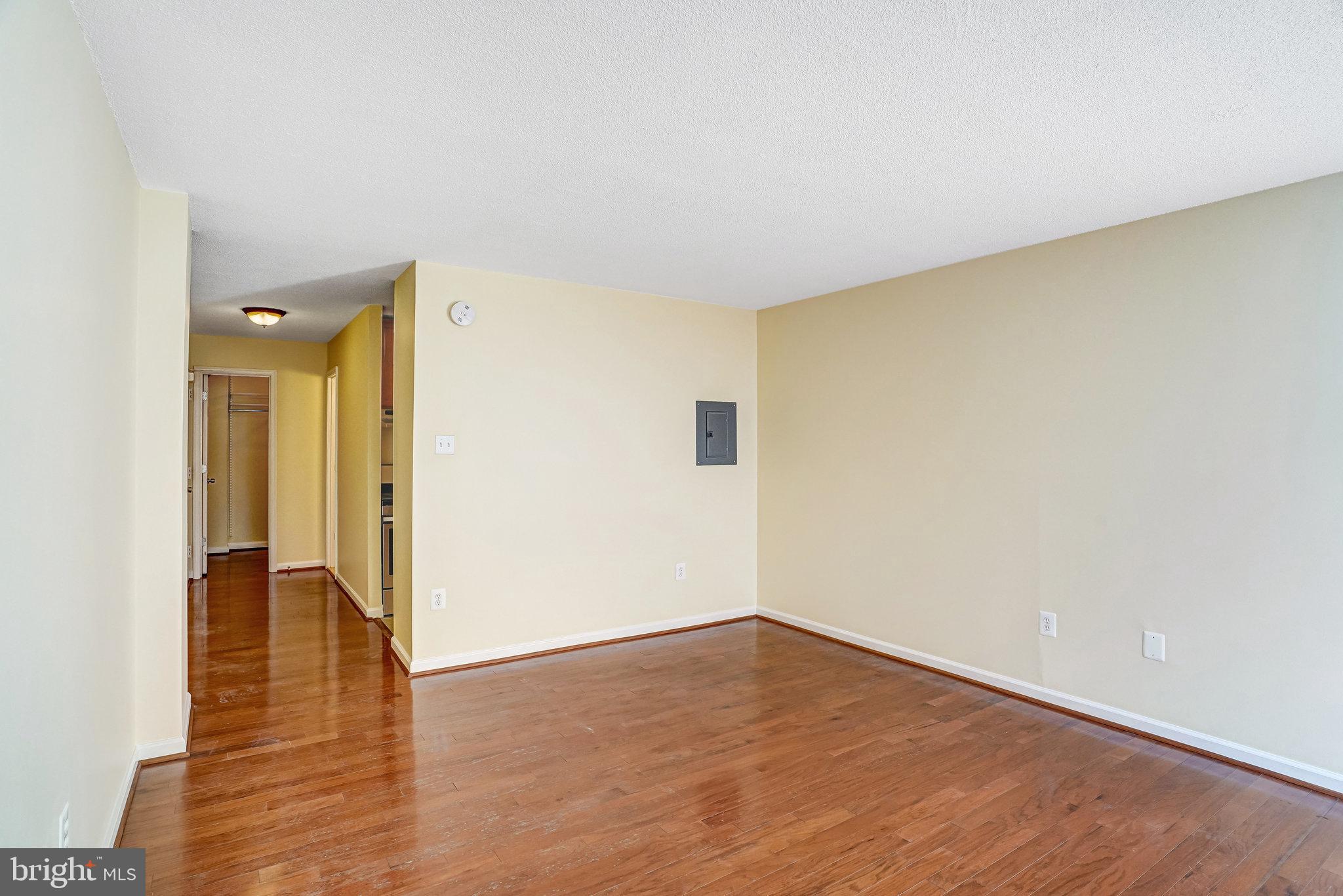 1301 20th Street Northwest, Unit 501 Washington, DC 20036 - Photo 10 of 19 a view of an empty room