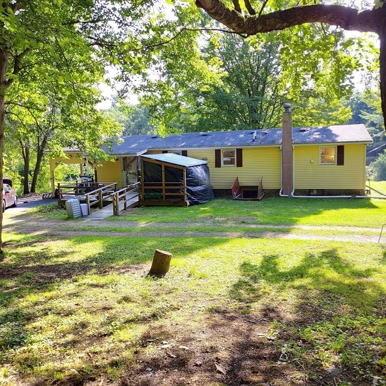 1075 West Brookfield Road New Braintree, MA 01531 - Photo 33 of 42
