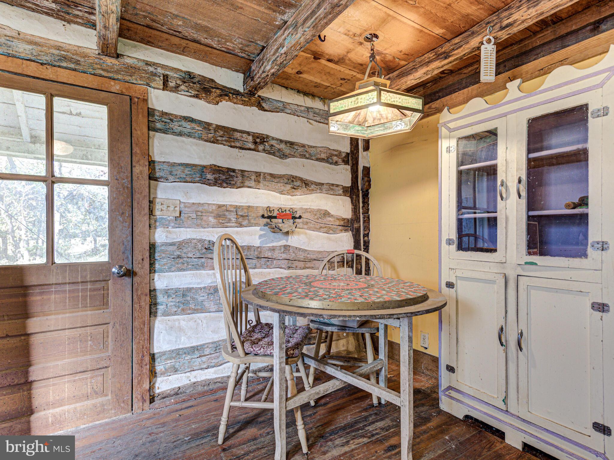 13467 Wilt Store Road Leesburg, VA 20176 - Photo 7 of 38 Room to eat!