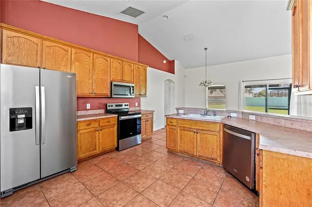 $2,100 | 1019 Chamberlin Trail, St. Cloud, FL 34772