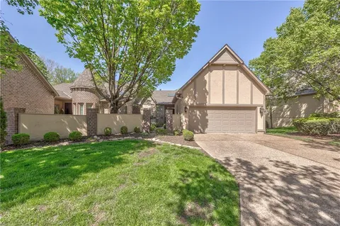 $599,950 | 12452 Linden Street, Leawood, KS 66209