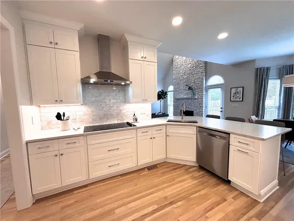 $994,900 | 540 Clubfield Drive, Roswell, GA 30075