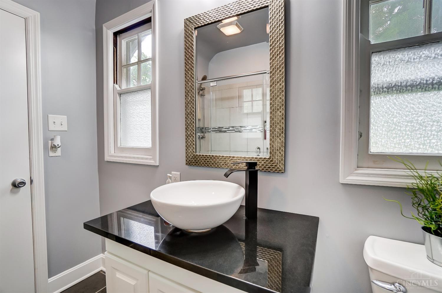 2905 Madison Road Cincinnati, OH 45209 - Photo 33 of 55 Gallery Image 33