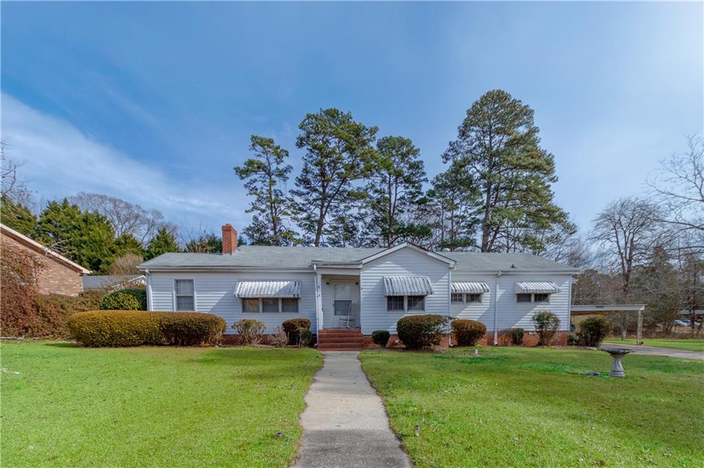 317 Georgia Avenue Winder, GA 30680 - Photo 2 of 27