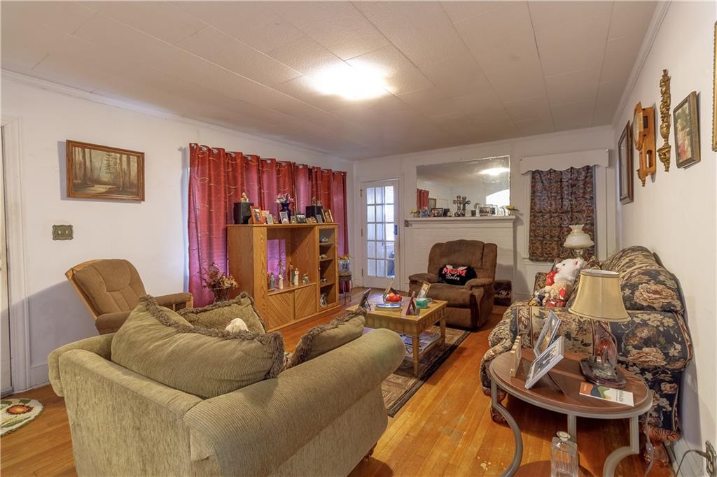 317 Georgia Avenue Winder, GA 30680 - Photo 7 of 27