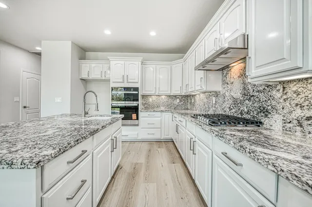 $765,000 | 9358 North Winery Avenue, Fresno, CA 93720