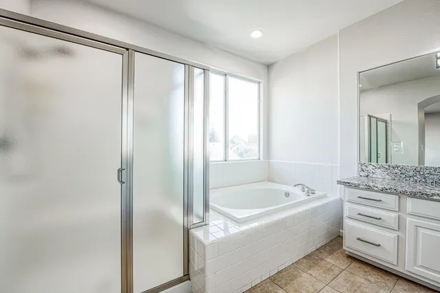 $765,000 | 9358 North Winery Avenue, Fresno, CA 93720