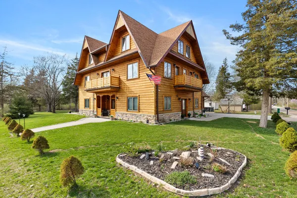$1,430,000 | 79 Pershing Street, South Haven, MI 49090