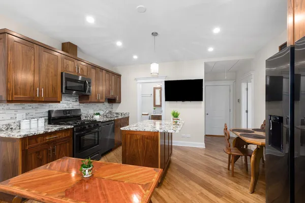 $1,430,000 | 79 Pershing Street, South Haven, MI 49090