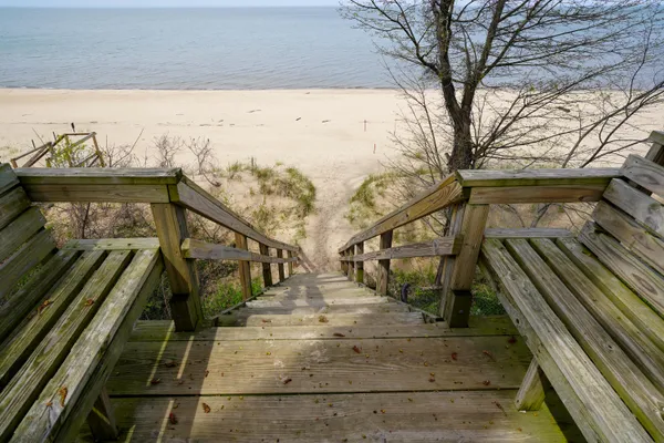 $1,430,000 | 79 Pershing Street, South Haven, MI 49090