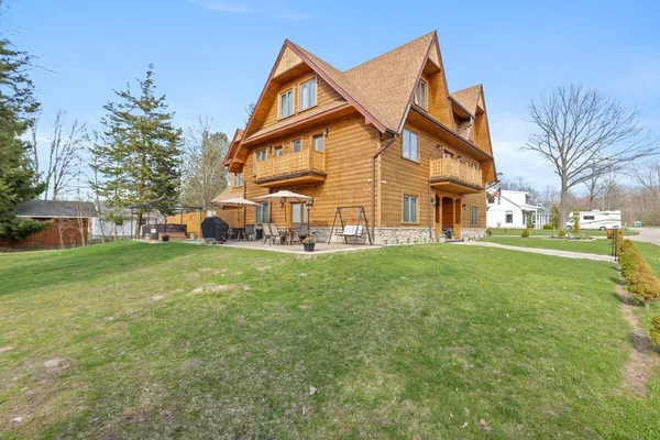 $1,430,000 | 79 Pershing Street, South Haven, MI 49090