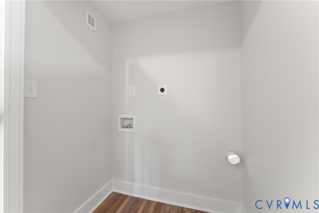 428 3rd Street West Point, VA 23181 - Photo 24 of 49 a view of a small space