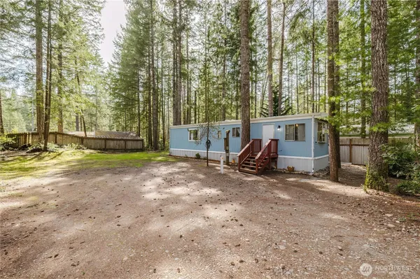 $200,000 | 20 Northeast Lake Place, Tahuya, WA 98588