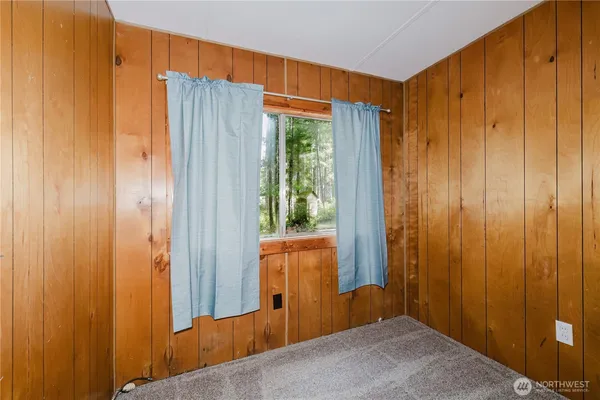 $200,000 | 20 Northeast Lake Place, Tahuya, WA 98588