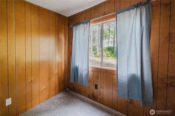 $200,000 | 20 Northeast Lake Place, Tahuya, WA 98588