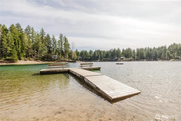 $200,000 | 20 Northeast Lake Place, Tahuya, WA 98588
