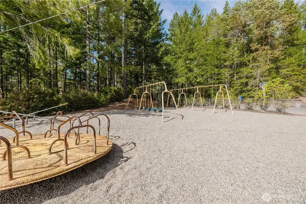 $200,000 | 20 Northeast Lake Place, Tahuya, WA 98588