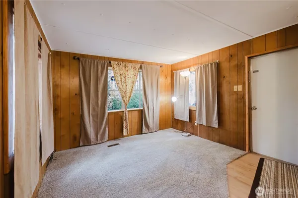 $200,000 | 20 Northeast Lake Place, Tahuya, WA 98588