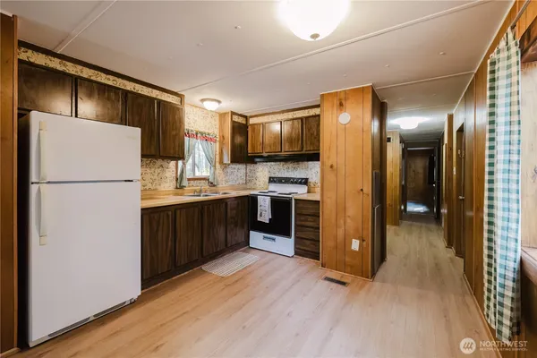 $200,000 | 20 Northeast Lake Place, Tahuya, WA 98588