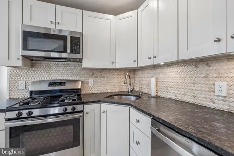 $615,000 | 105 Spring Mill Avenue, Conshohocken, PA 19428