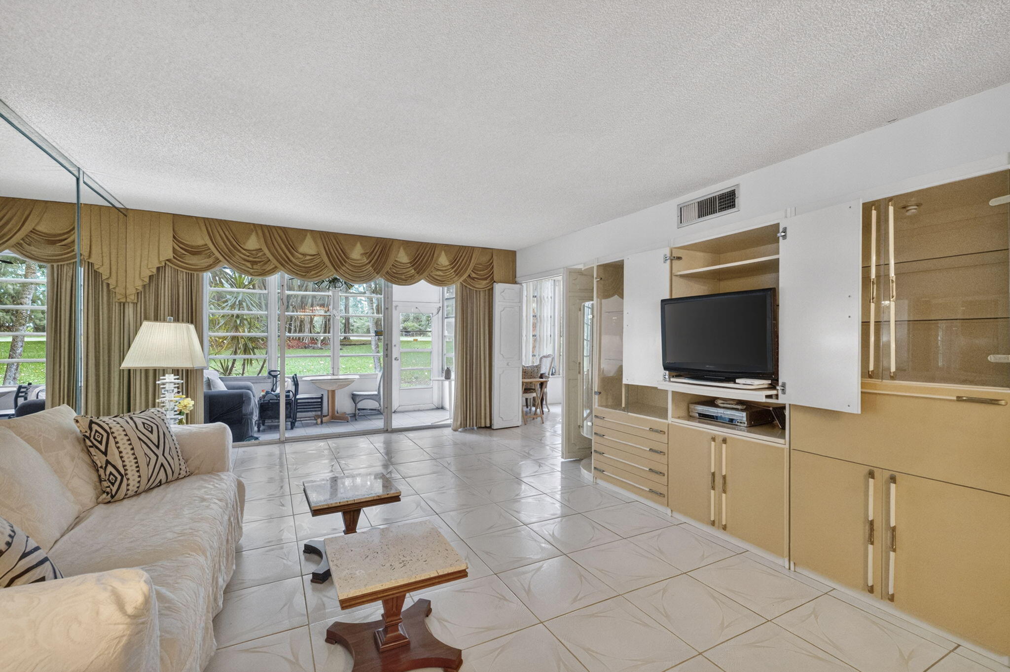 3000 South Course Drive, Unit 103 Pompano Beach, FL 33069 - Photo 3 of 42 3-web-or-mls-8I8A2050