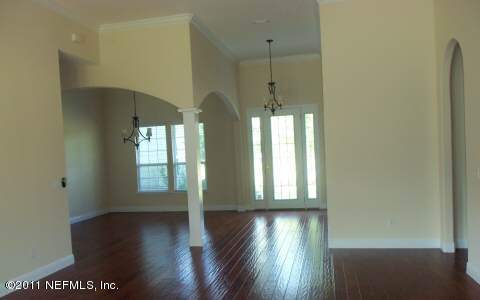 96075 Captains Pointe Road Yulee, FL 32097 - Photo 3 of 5 living dining