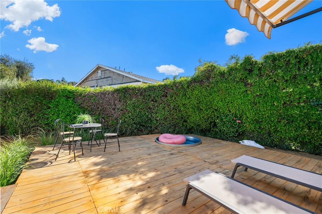 3912 York Boulevard Los Angeles, CA 90065 - Photo 33 of 51 a view of outdoor space and yard