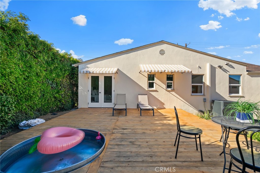 3912 York Boulevard Los Angeles, CA 90065 - Photo 34 of 51 a view of a house with a swimming pool