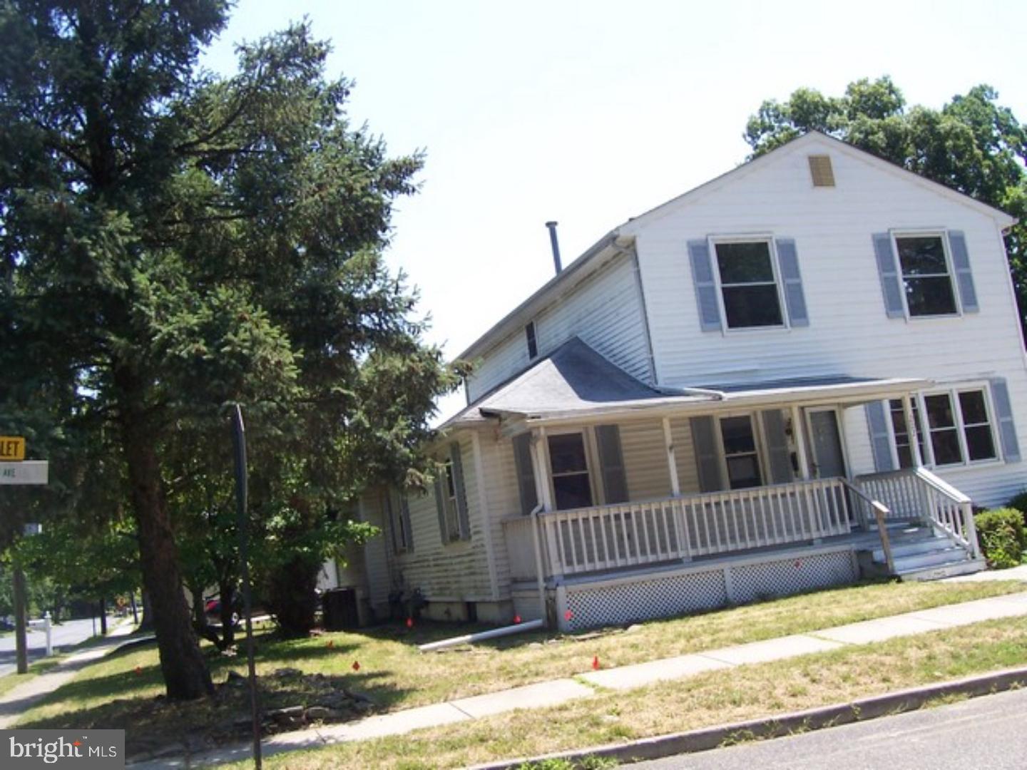 202 Forrest Avenue Runnemede, NJ 08078 - Photo 4 of 19 Exterior Side