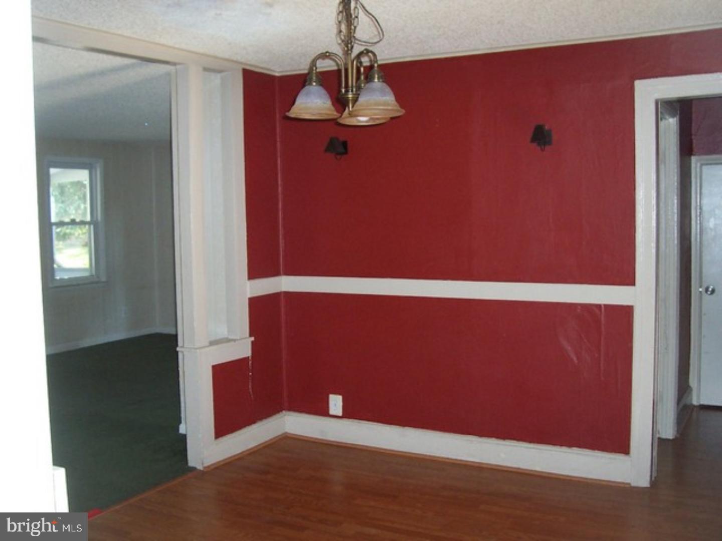 202 Forrest Avenue Runnemede, NJ 08078 - Photo 8 of 19 Dining Room