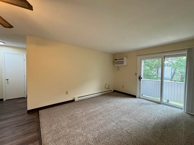 $1,875 | 131 Eastern Avenue, Unit 303, Manchester, NH 03104