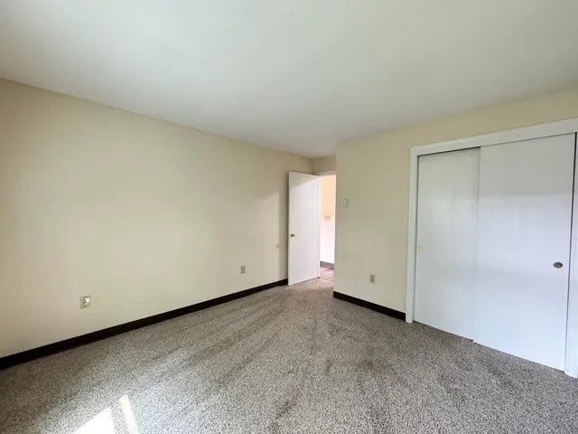 $1,875 | 131 Eastern Avenue, Unit 303, Manchester, NH 03104