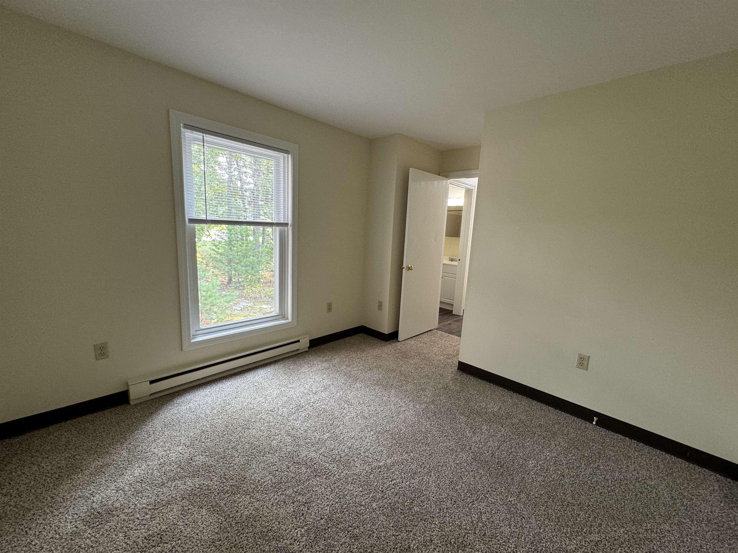 131 Eastern Avenue, Unit 303 Manchester, NH 03104 - Photo 27 of 53