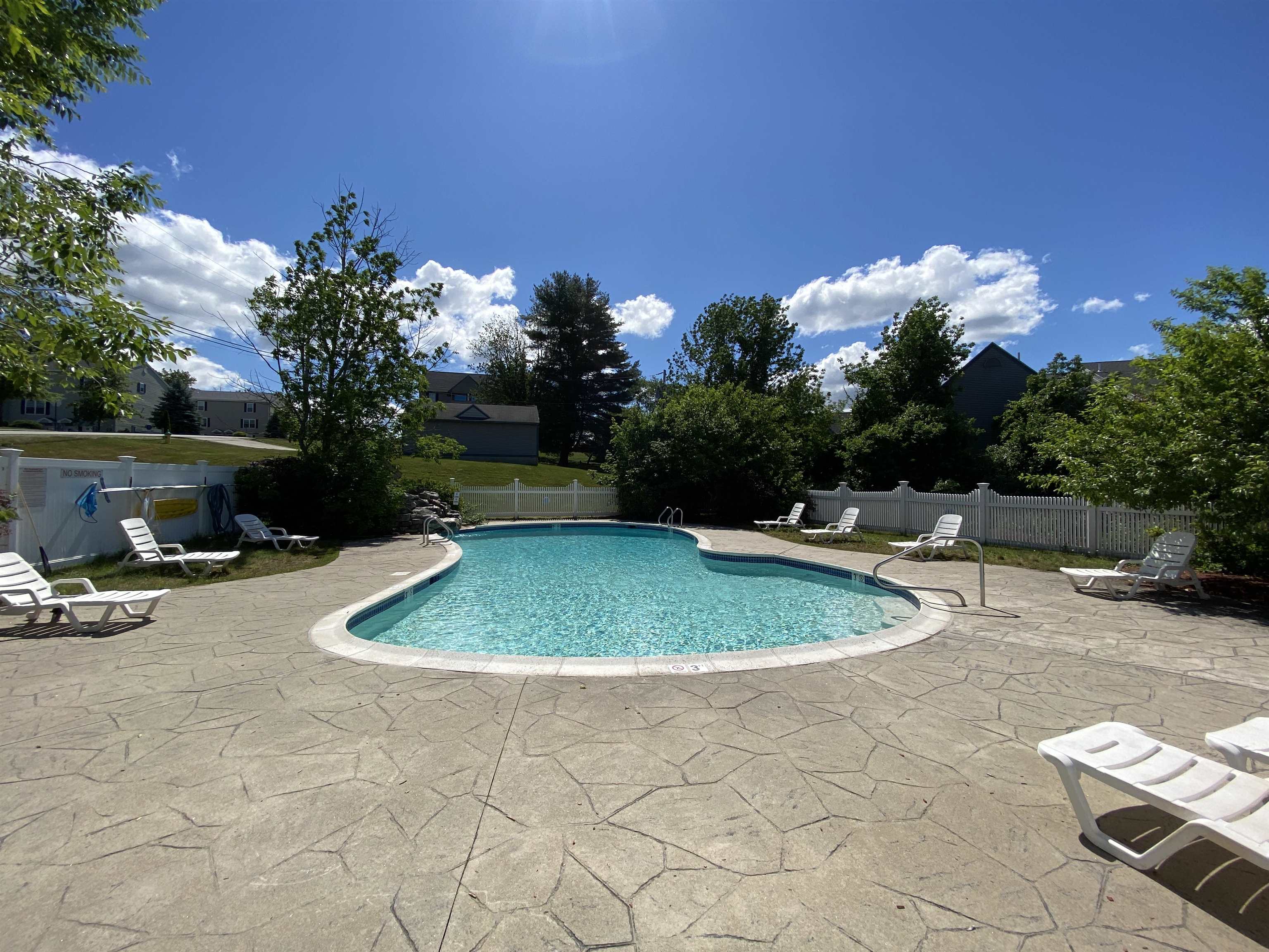 131 Eastern Avenue, Unit 303 Manchester, NH 03104 - Photo 49 of 53