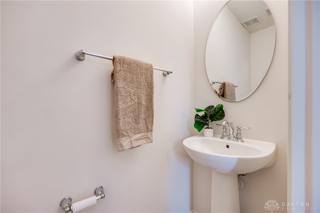 508 Reading Road Dayton, OH 45404 - Photo 7 of 46 Gallery Image 7