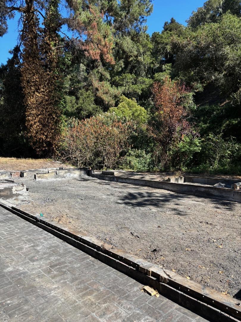 382 Corral De Tierra Road Salinas, CA 93908 - Photo 7 of 20 a view of a road and yard