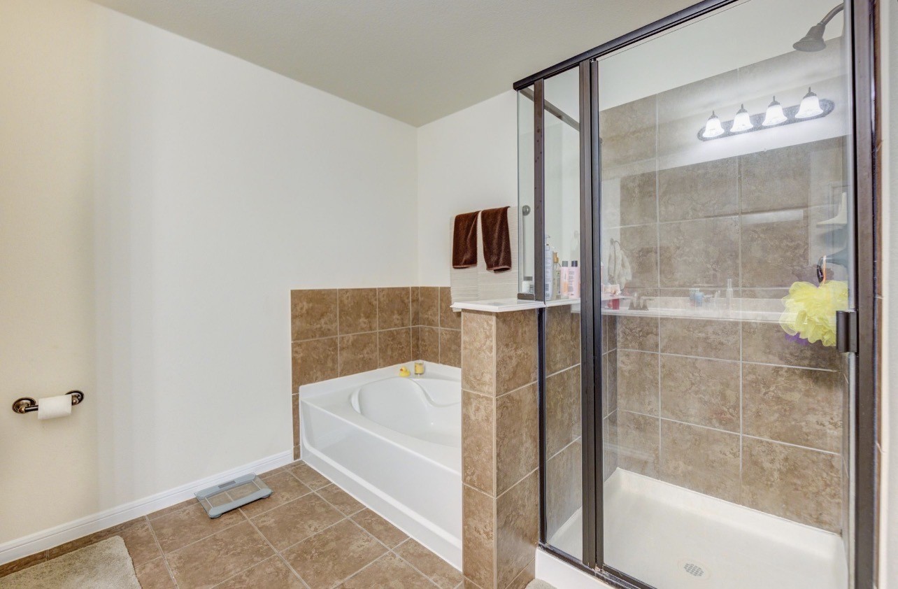 6711 Sharpstone Creek Lane Houston, TX 77084 - Photo 33 of 38